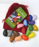 Мелки-камушки восковые Crayon Rocks (Крайон Рокс), набор 16 штук в красном бархатном мешочке